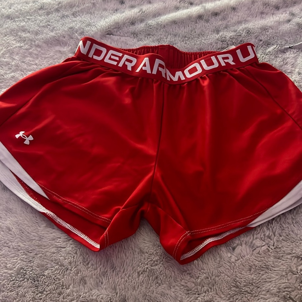 Red, under armor, small